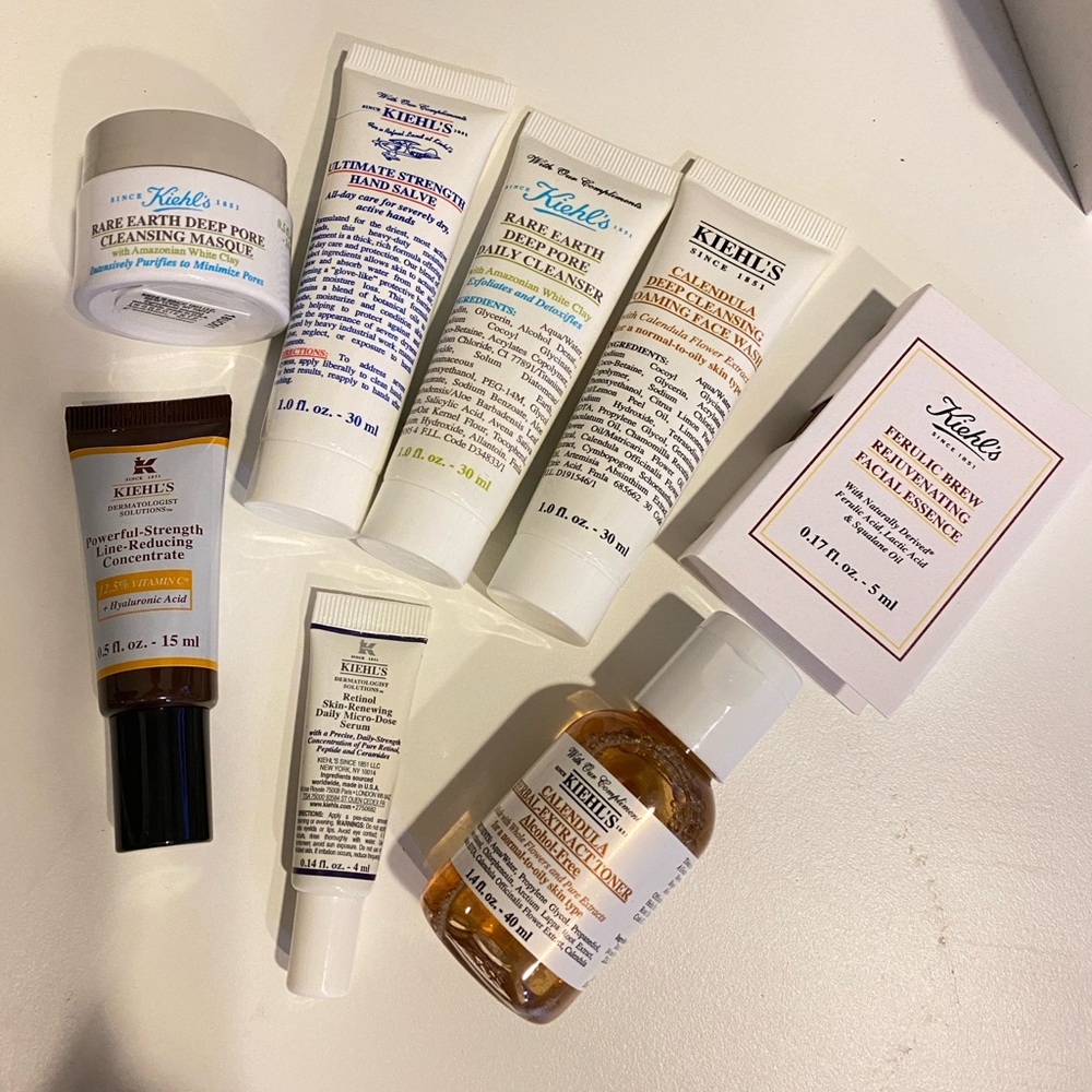 New! 8Pc Kiehl's skincare travel set